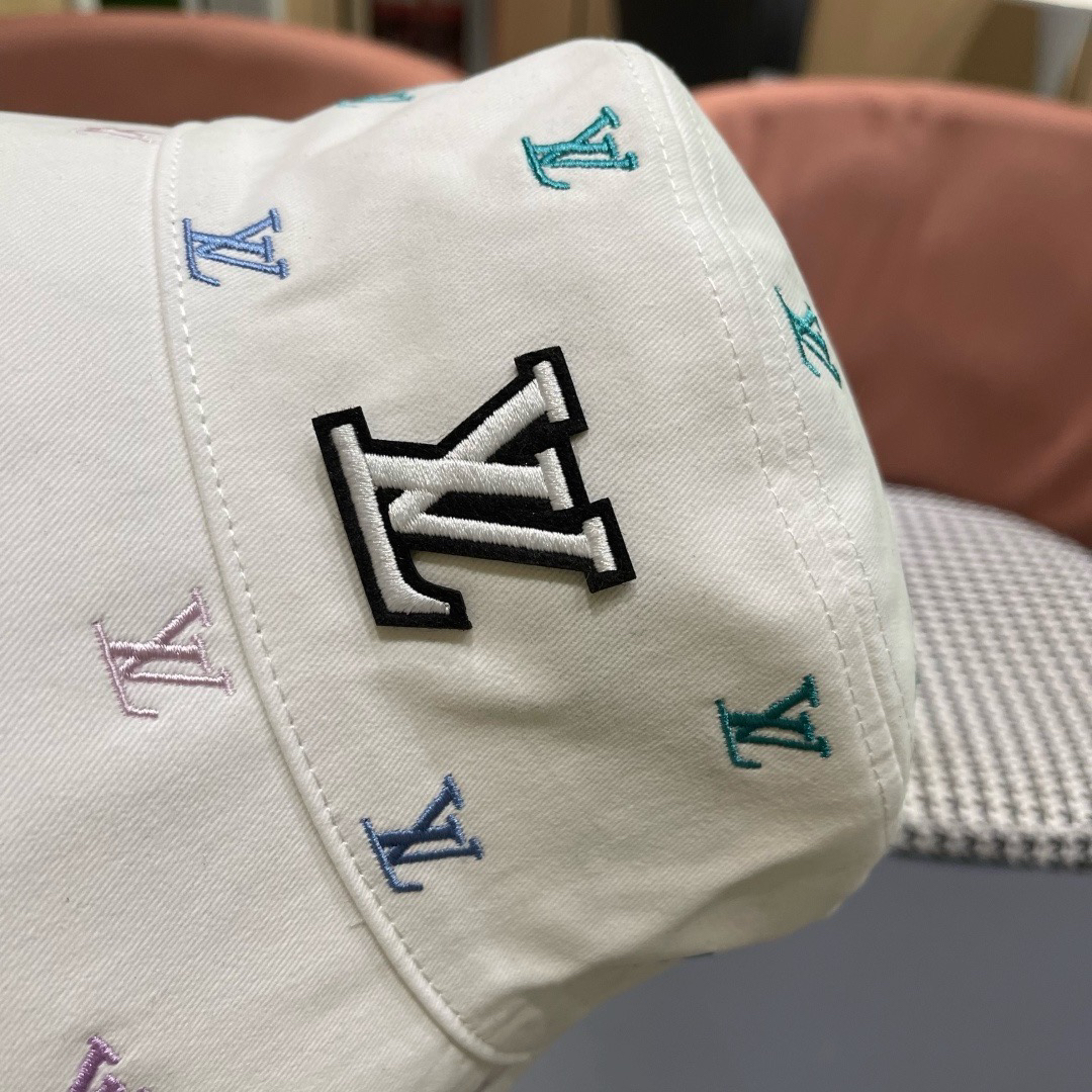 Louis Vuitton Bucket Hat - view 8