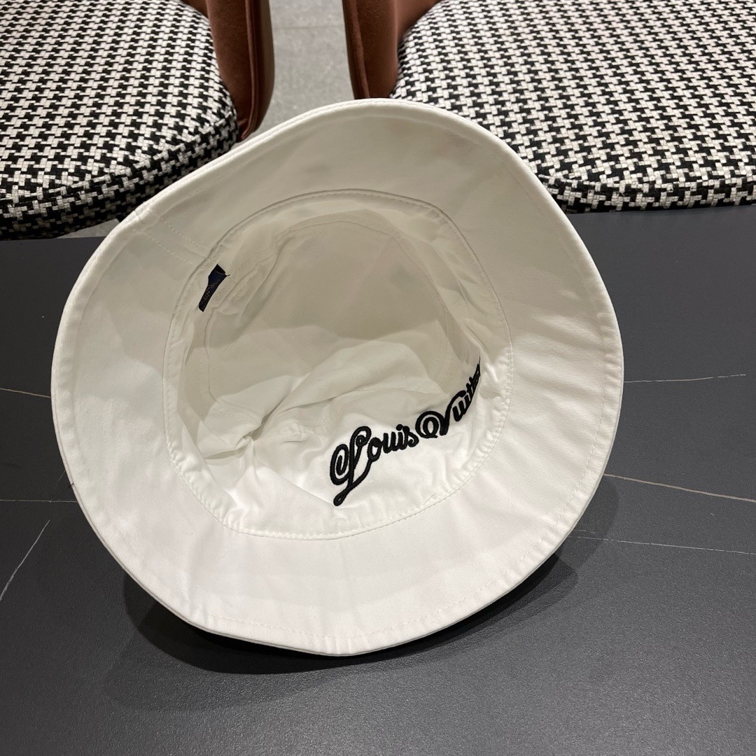 Louis Vuitton Bucket Hat - view 10