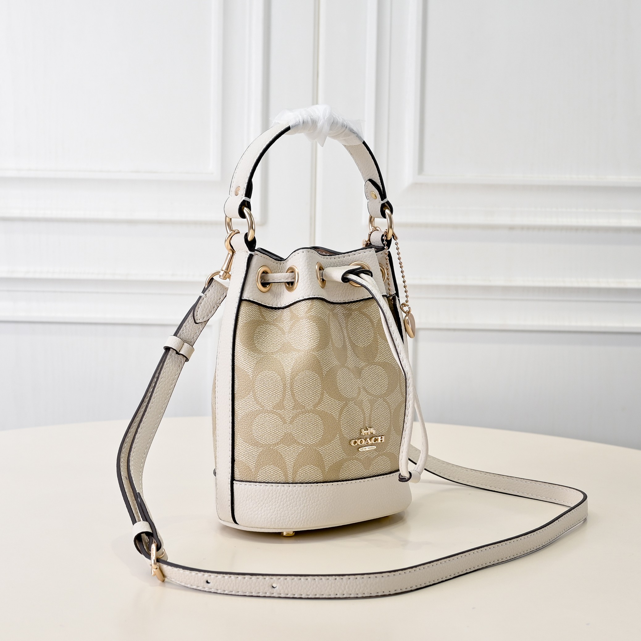 Coach Bucket Bag - view 4