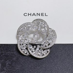 Brooch - view 4