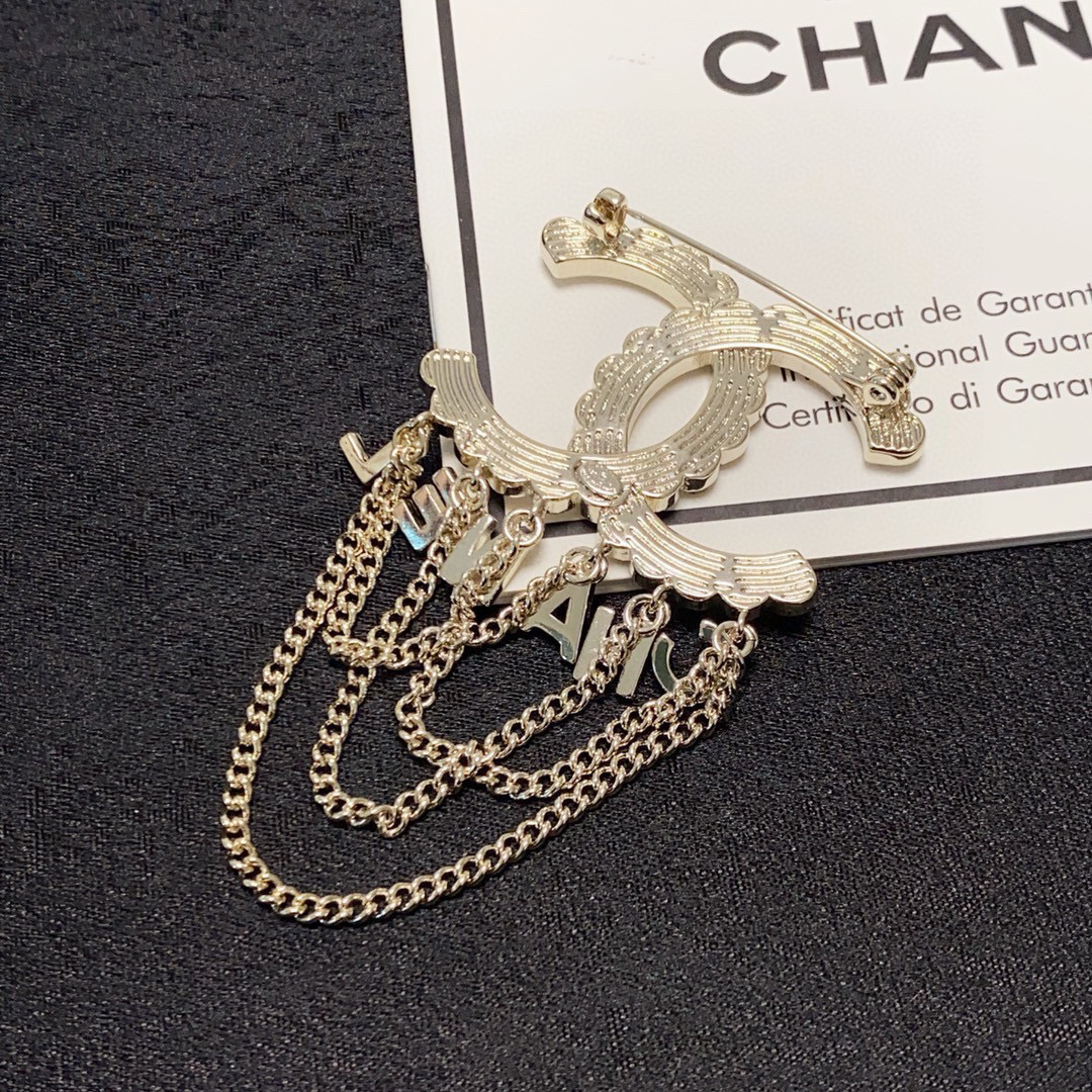 Brooch - view 5