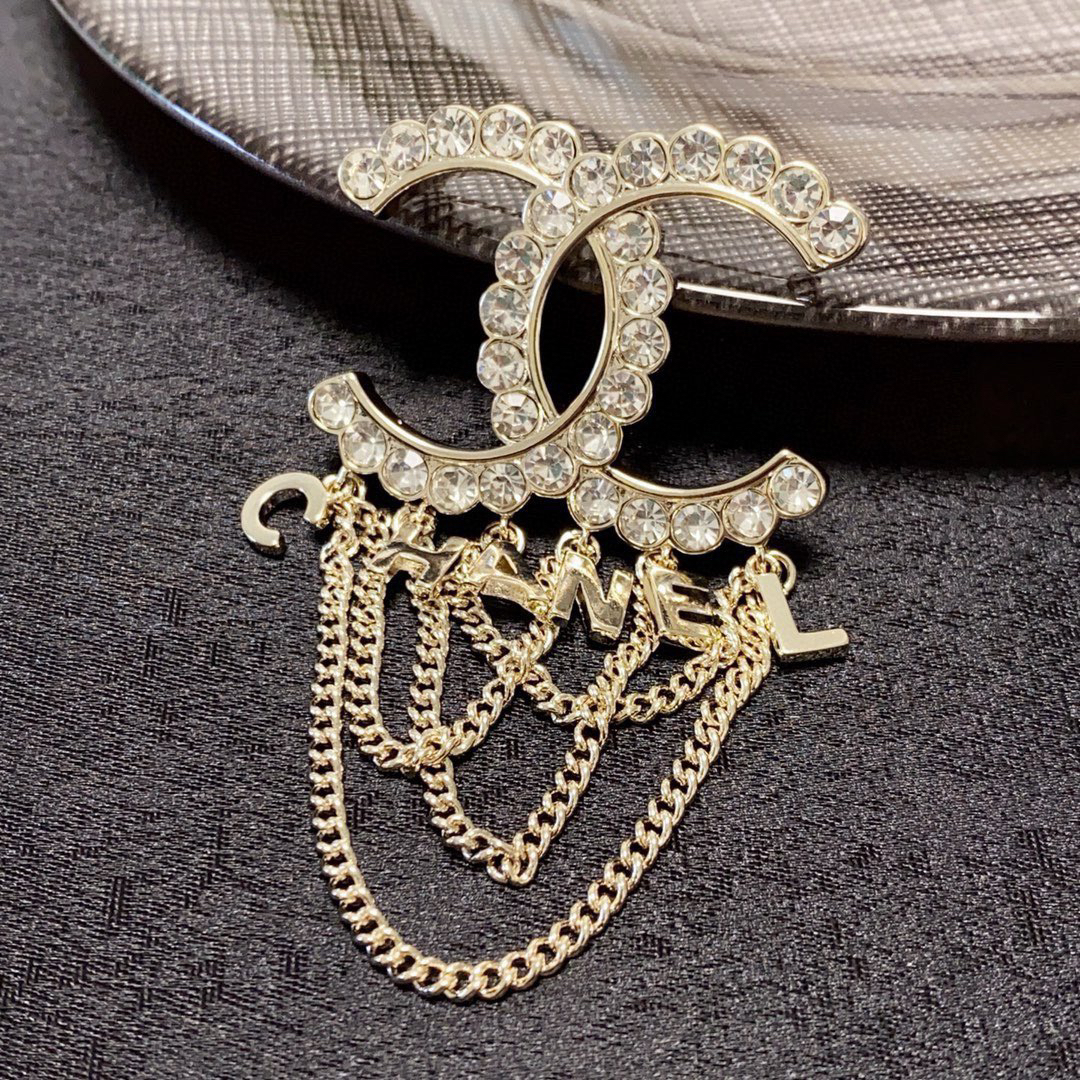 Brooch - view 7