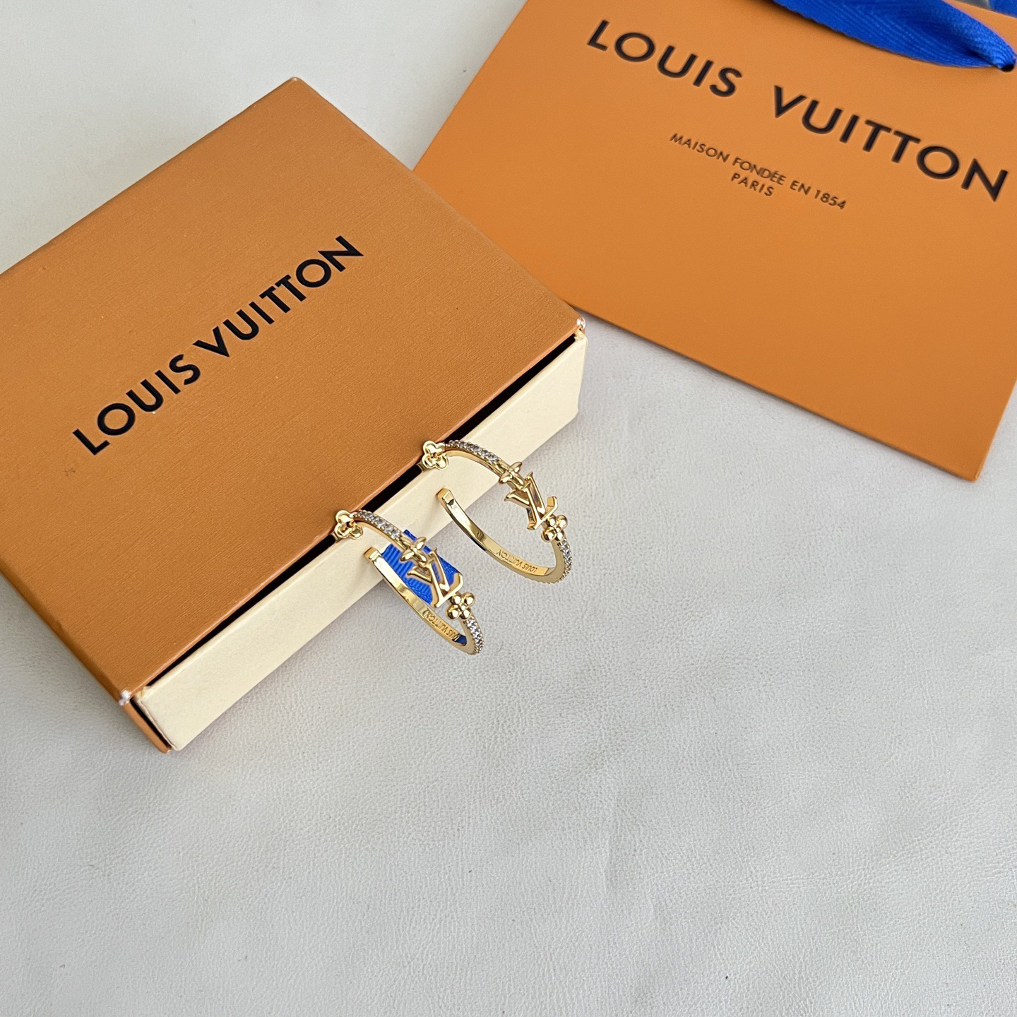 Louis Vuitton Earrings - view 3