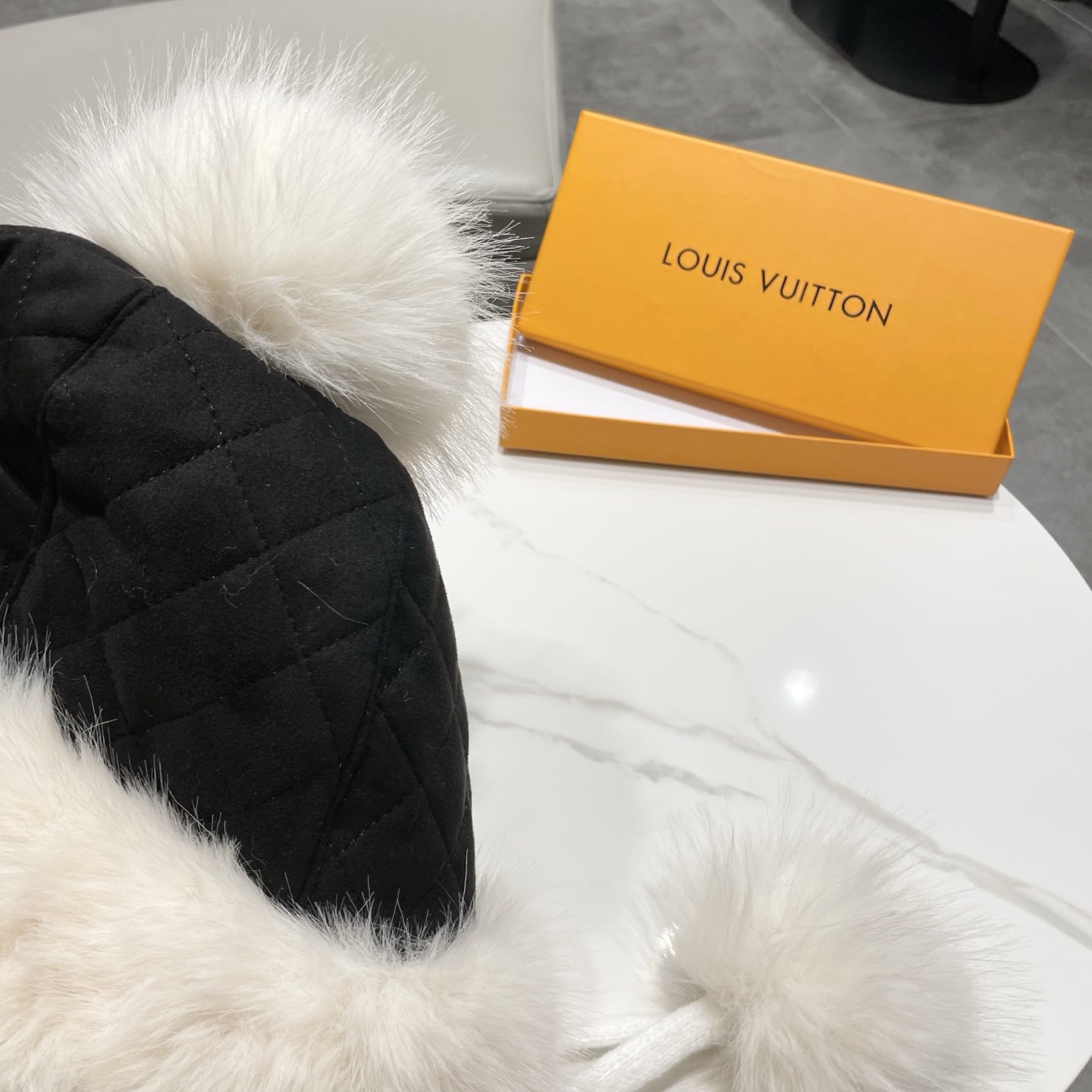 Louis Vuitton Hat - view 7