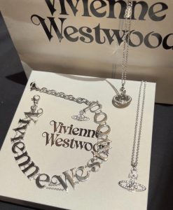 Vivienne Westwood Necklace - view 4