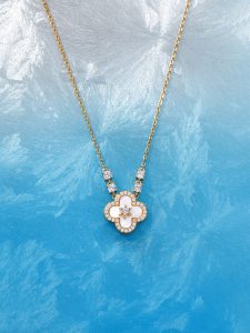 Jewelry - view 2