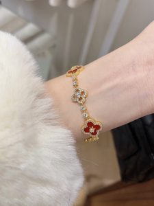 Bracelet - view 3