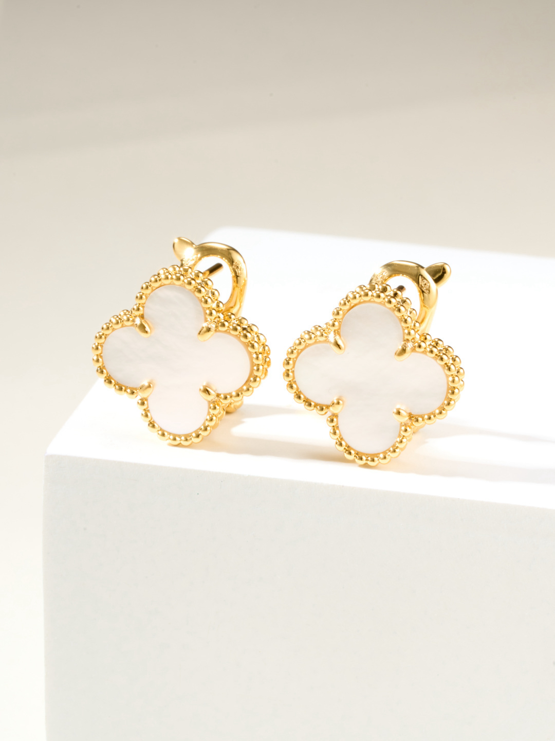 Jewelry - view 4