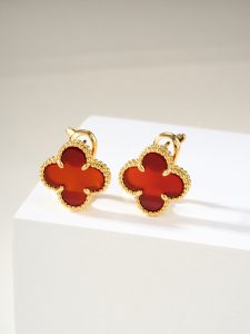 Jewelry - view 5