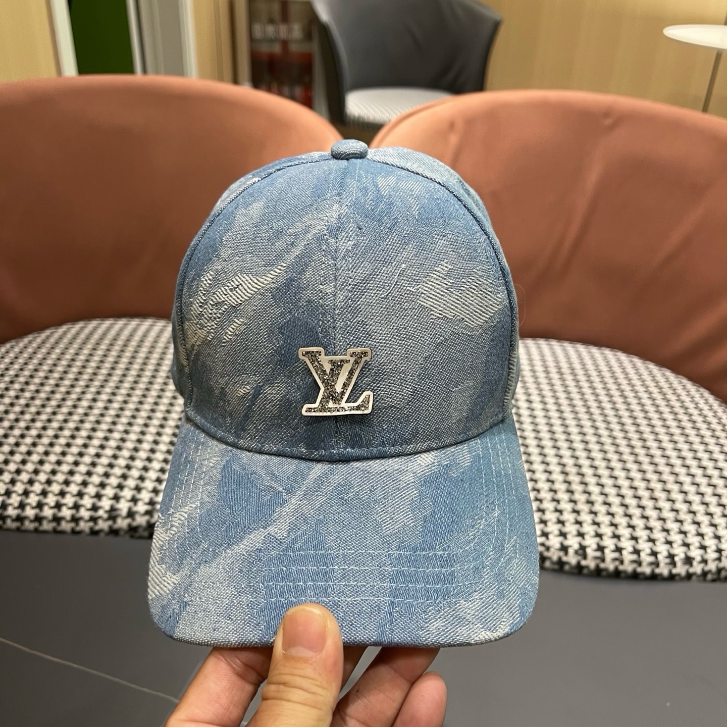 Louis Vuitton Baseball Cap - view 6