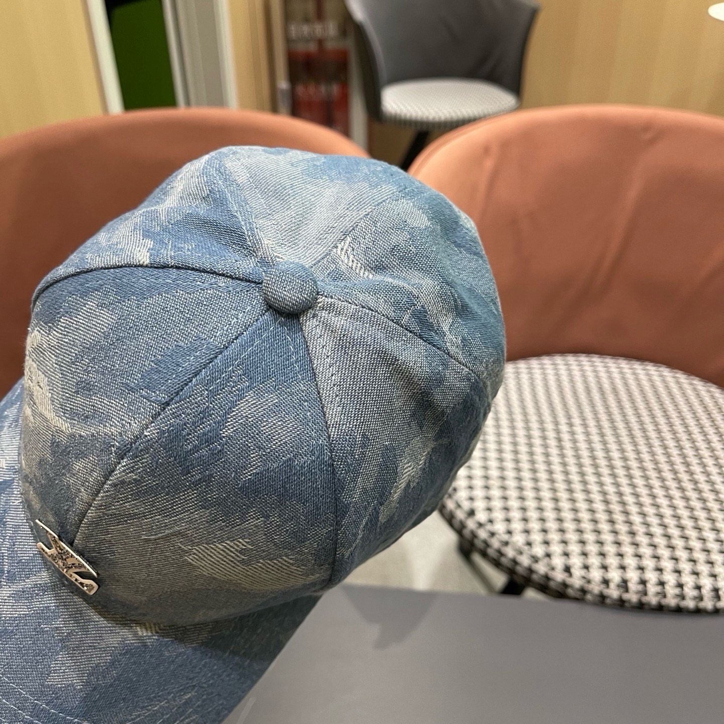 Louis Vuitton Baseball Cap - view 8