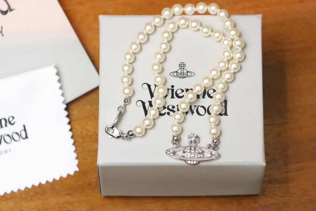 Vivienne Westwood Necklace - view 1