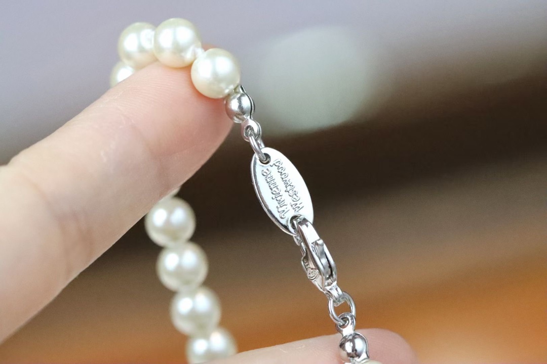 Vivienne Westwood Necklace - view 4