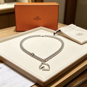 Hermès Necklace - view 2