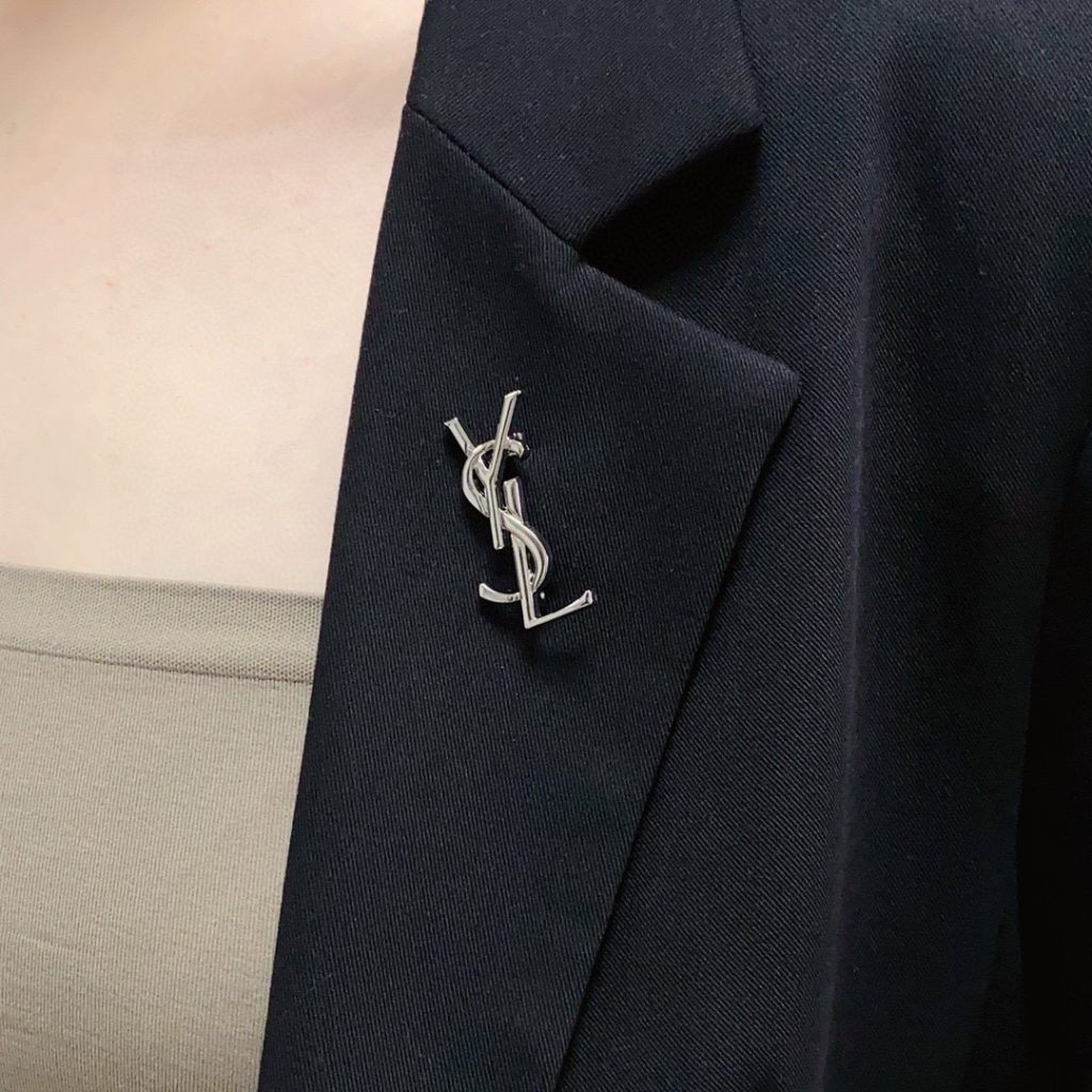 Saint Laurent Brooch - view 1