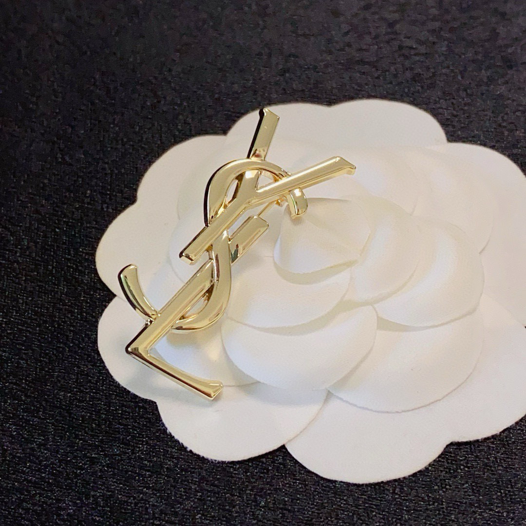 Saint Laurent Brooch - view 4