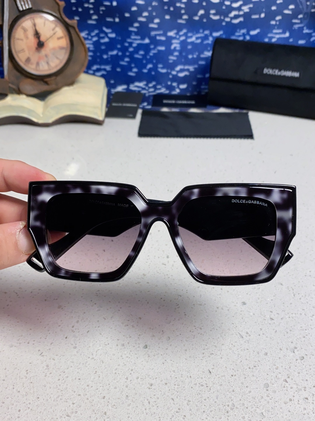 Sunglasses - view 4