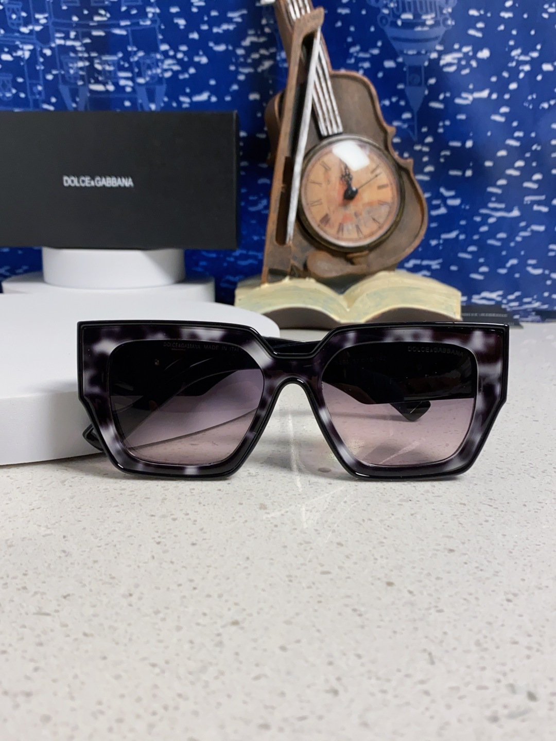 Sunglasses - view 9