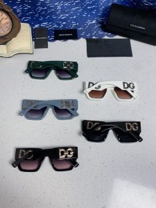 Sunglasses - view 11