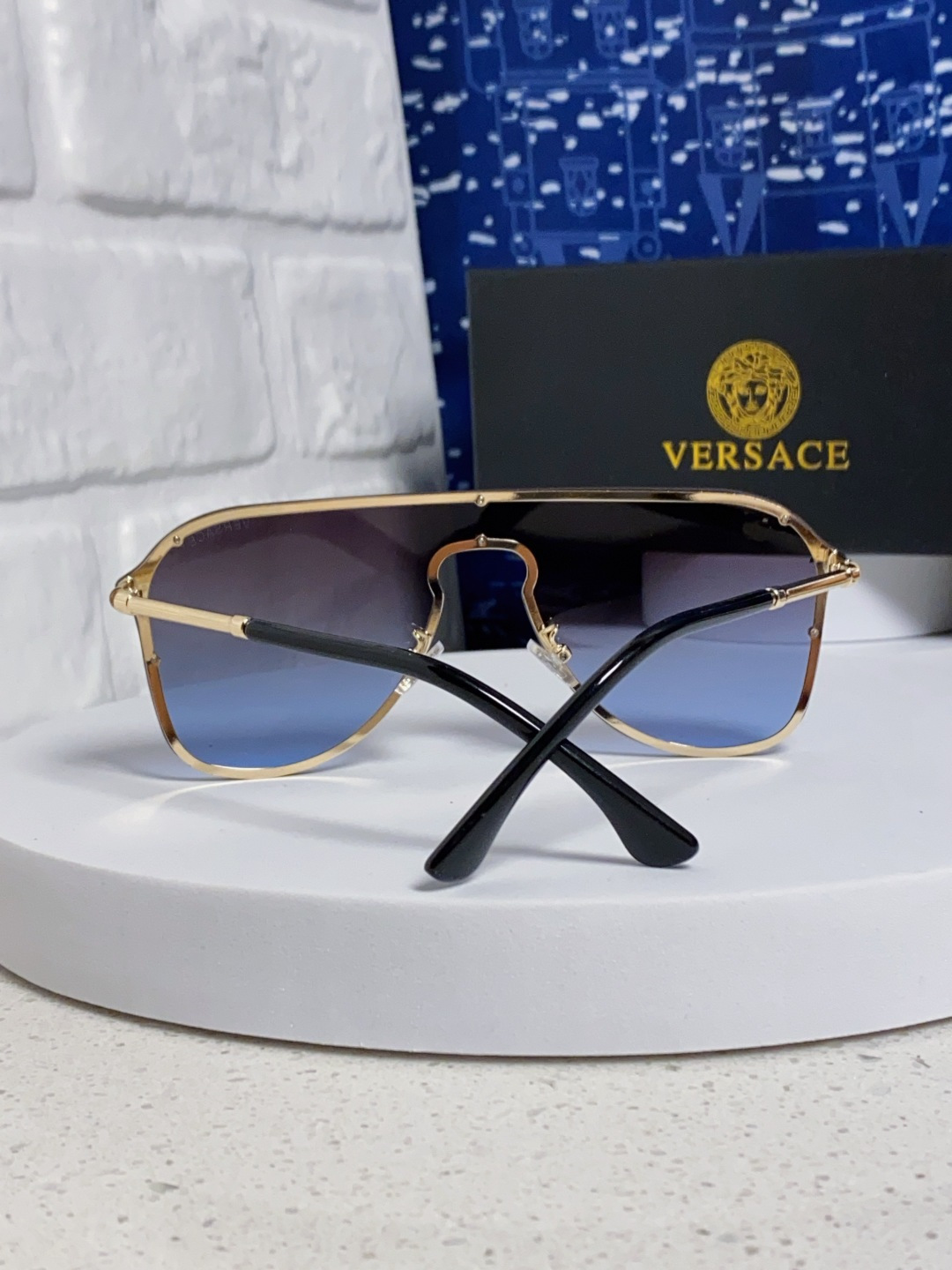 Sunglasses - view 3
