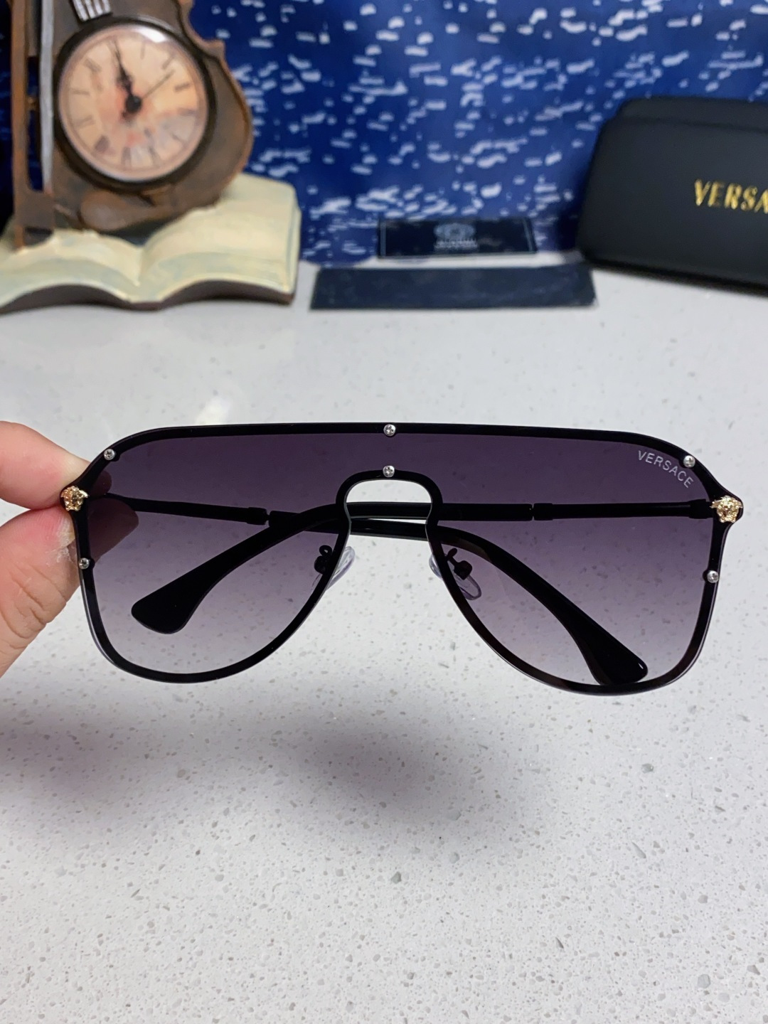 Sunglasses - view 4