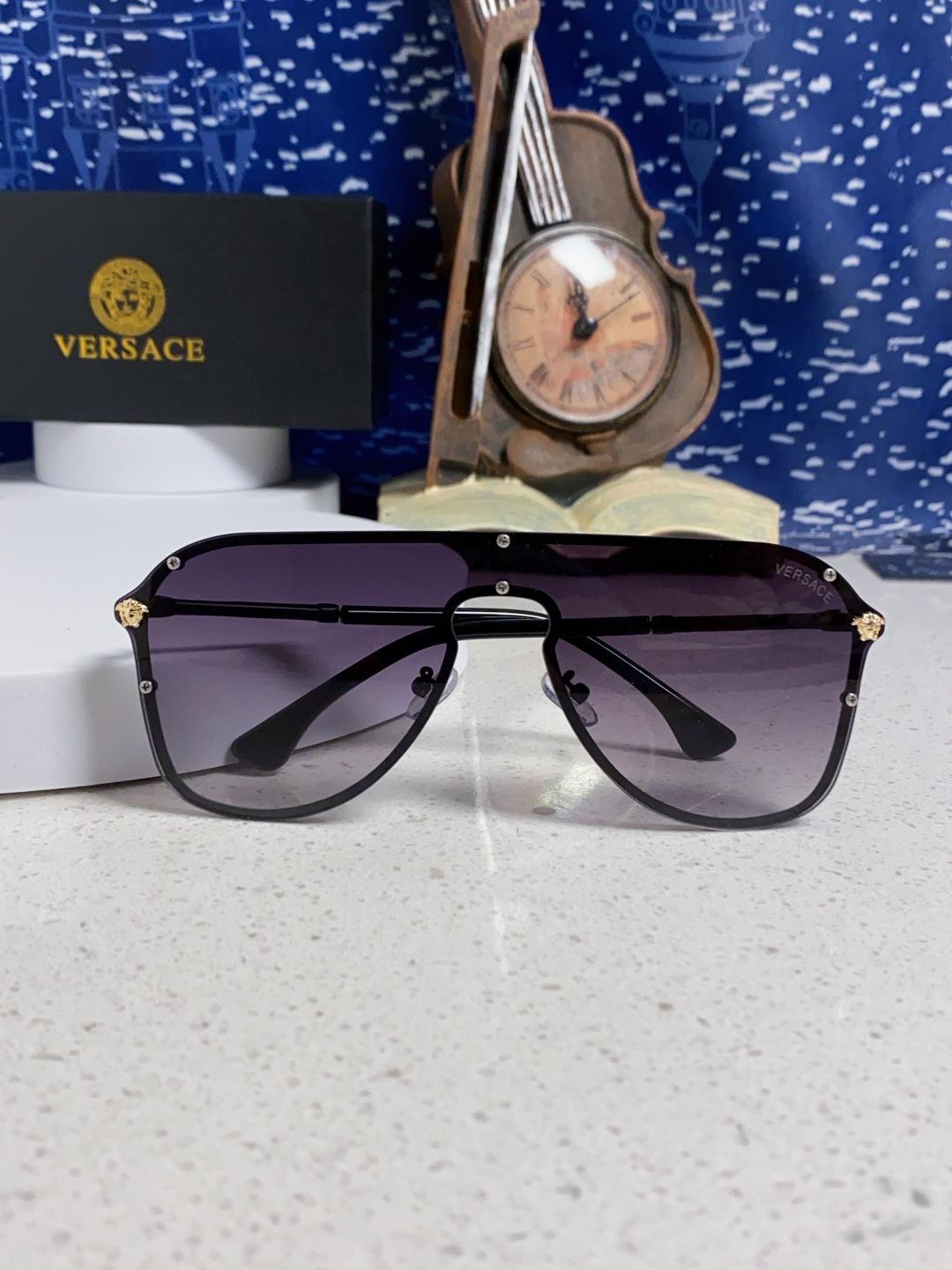 Sunglasses - view 8