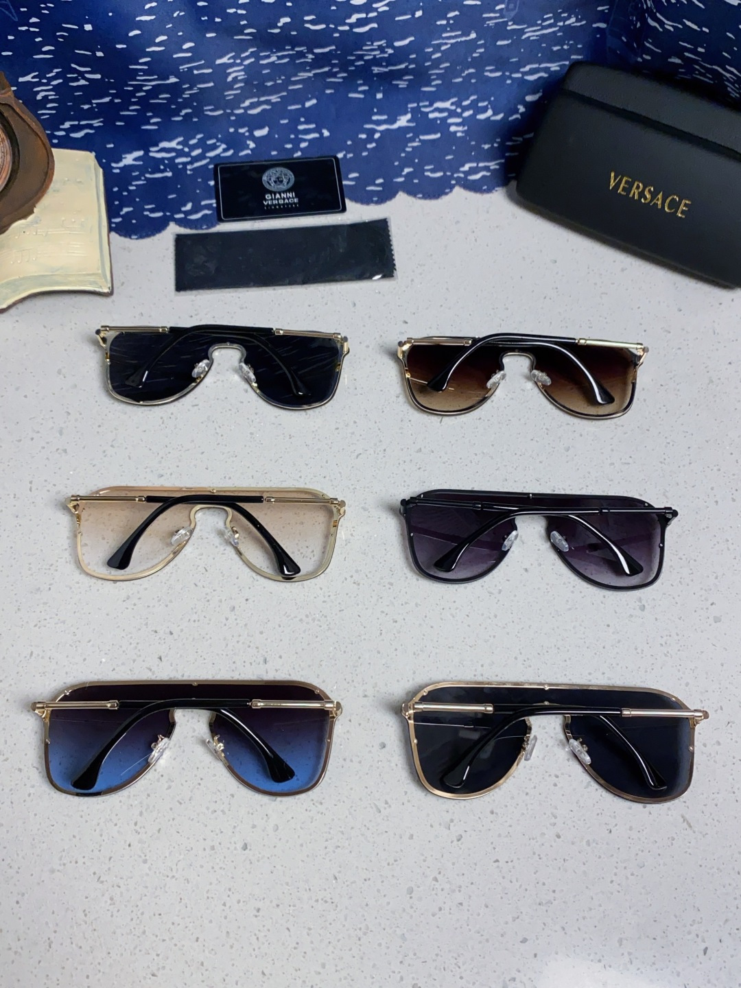 Sunglasses - view 10