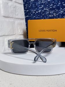 Louis Vuitton Sunglasses - view 3
