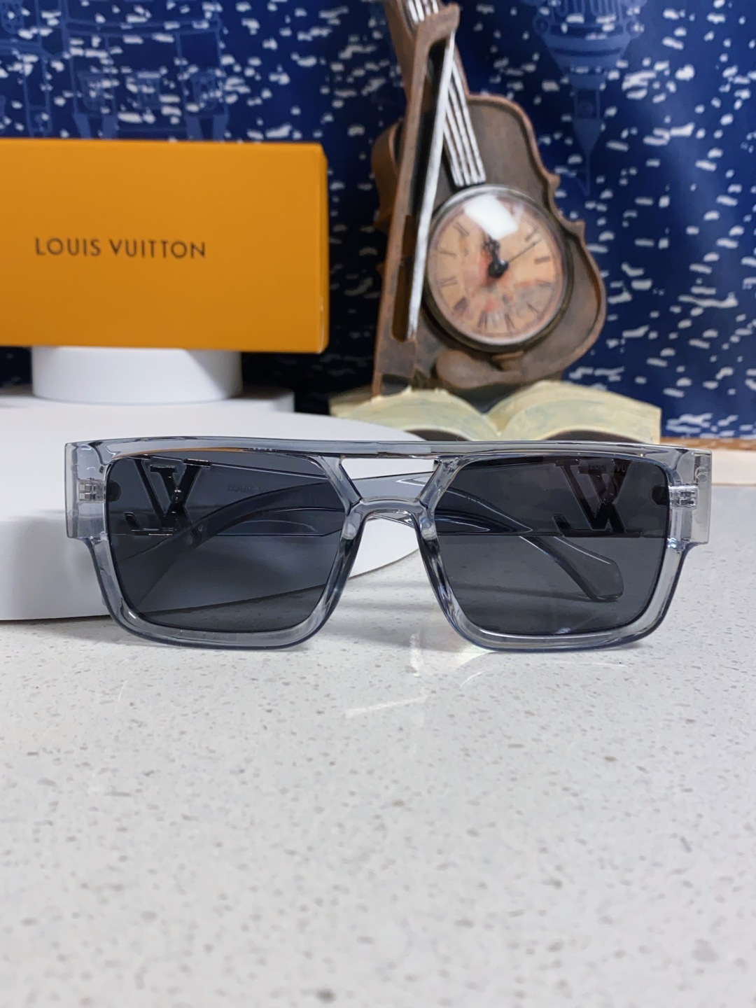 Louis Vuitton Sunglasses - view 9