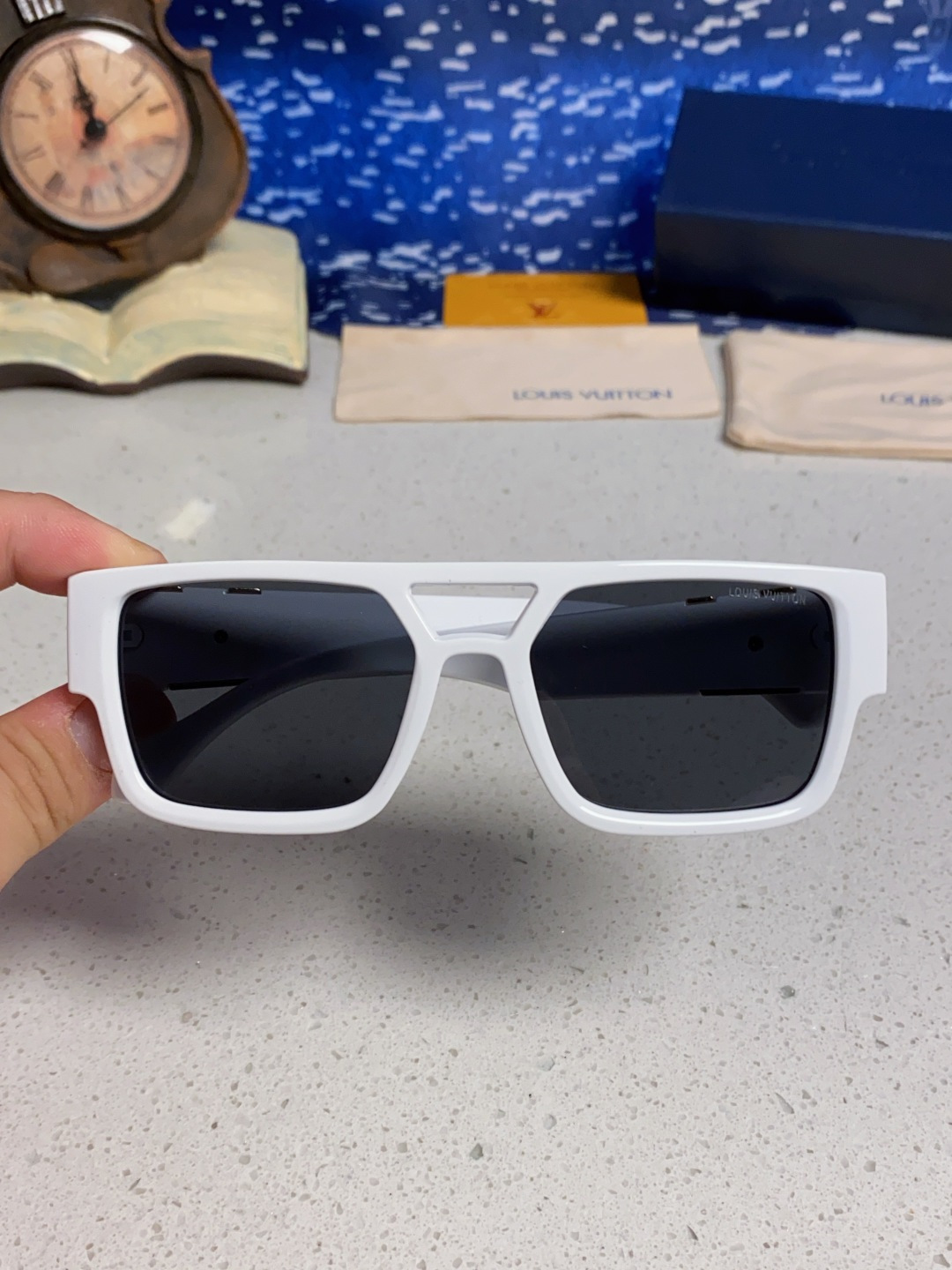 Louis Vuitton Sunglasses - view 4