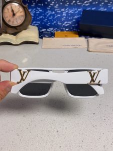 Louis Vuitton Sunglasses - view 5