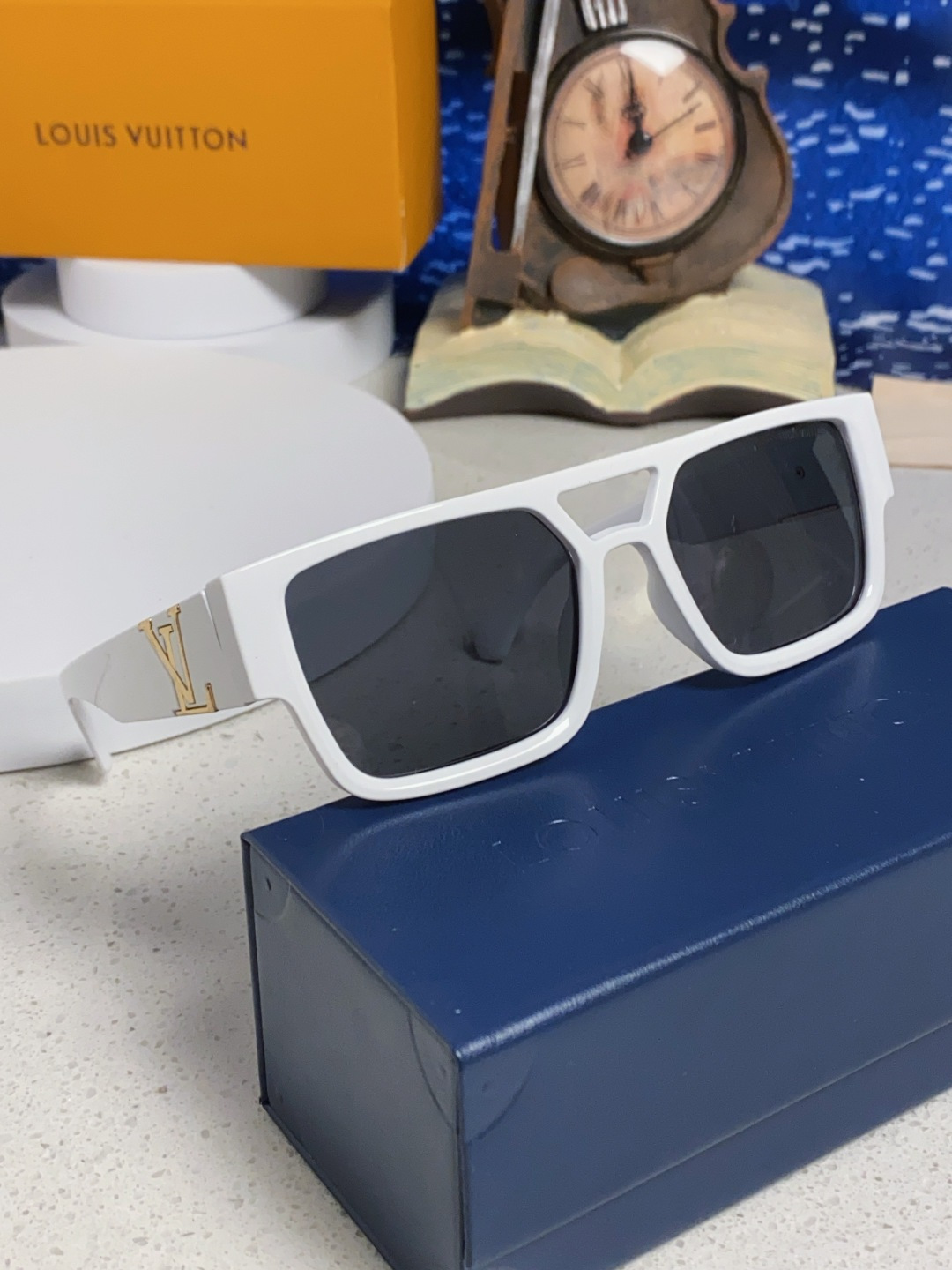 Louis Vuitton Sunglasses - view 10
