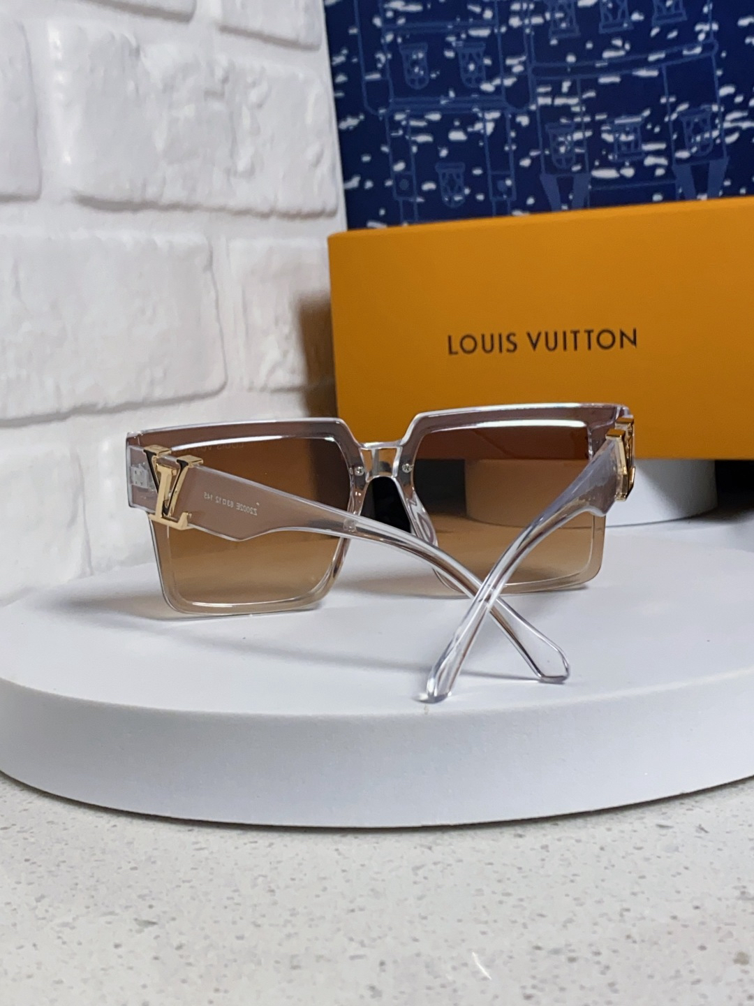 Louis Vuitton Sunglasses - view 3