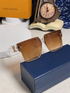 Louis Vuitton Sunglasses - view 10