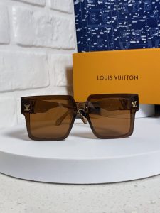 Louis Vuitton Sunglasses - view 2