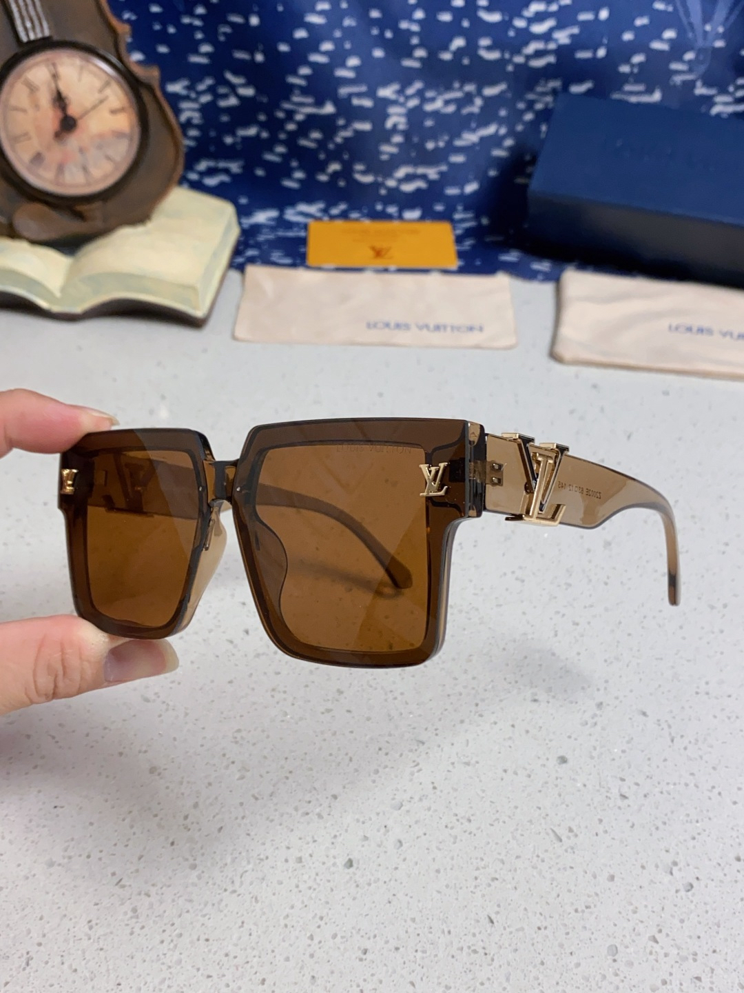Louis Vuitton Sunglasses - view 6