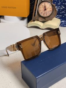 Louis Vuitton Sunglasses - view 10