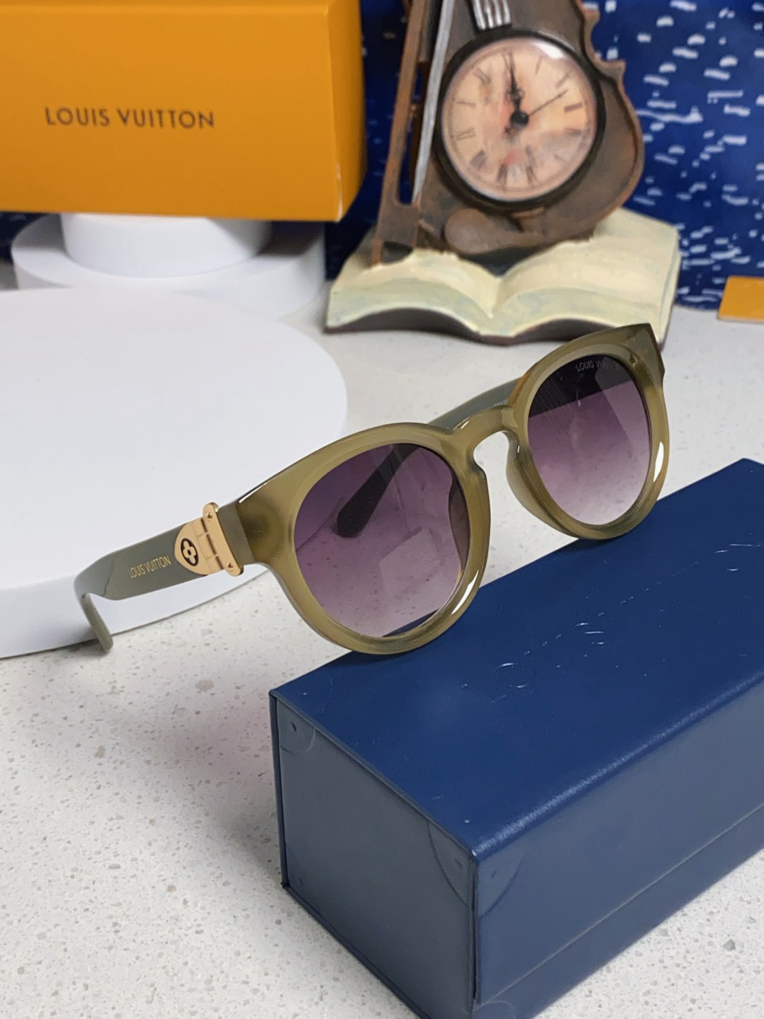 Louis Vuitton Sunglasses - view 10