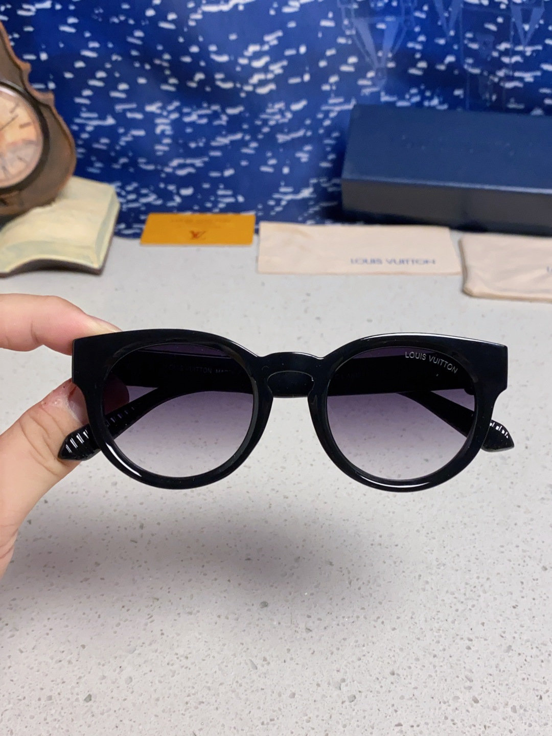 Louis Vuitton Sunglasses - view 4