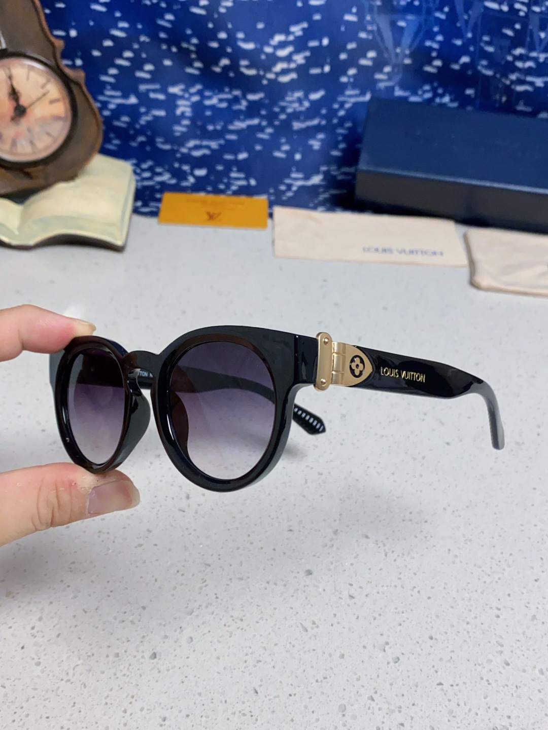 Louis Vuitton Sunglasses - view 6