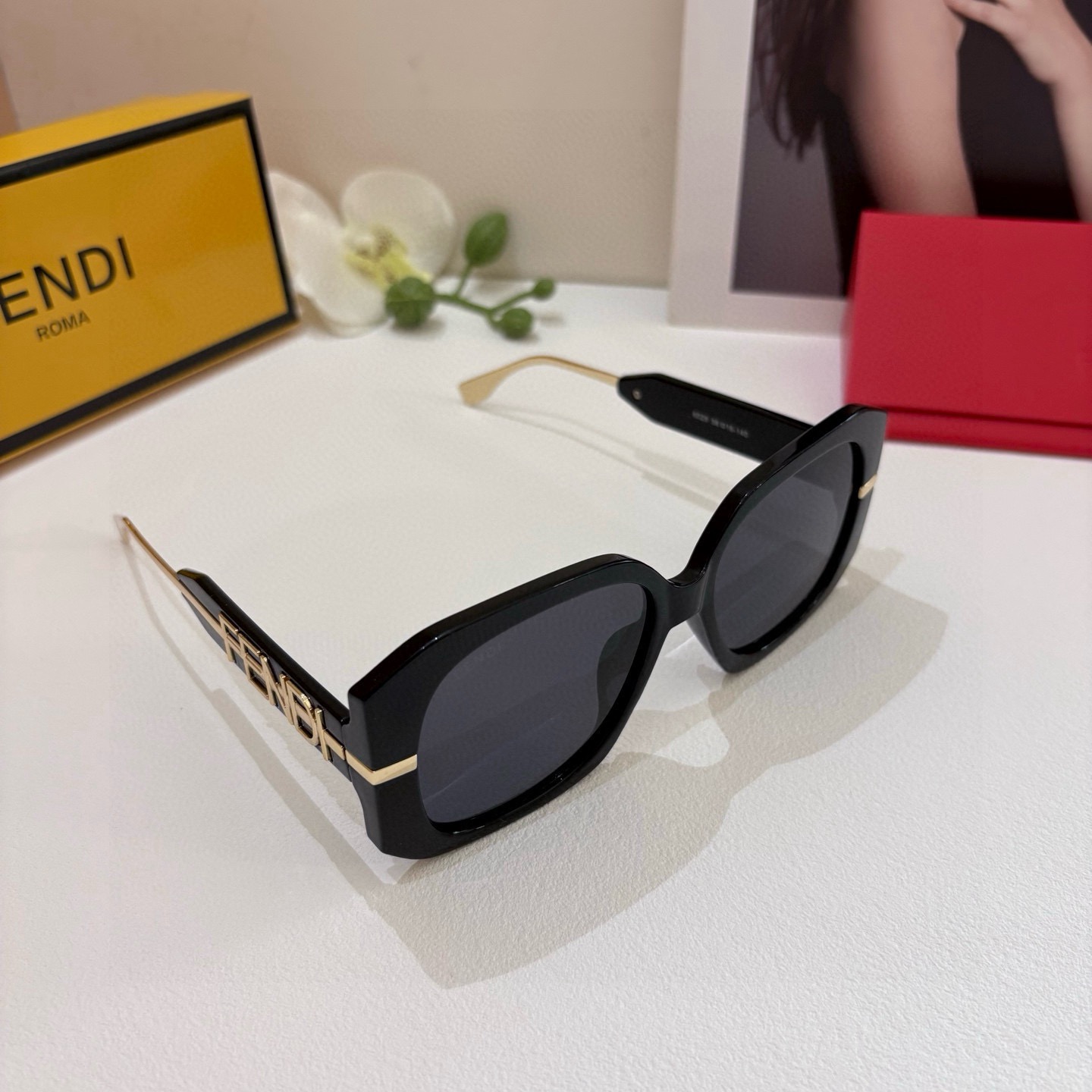 Fendi Sunglasses - view 2