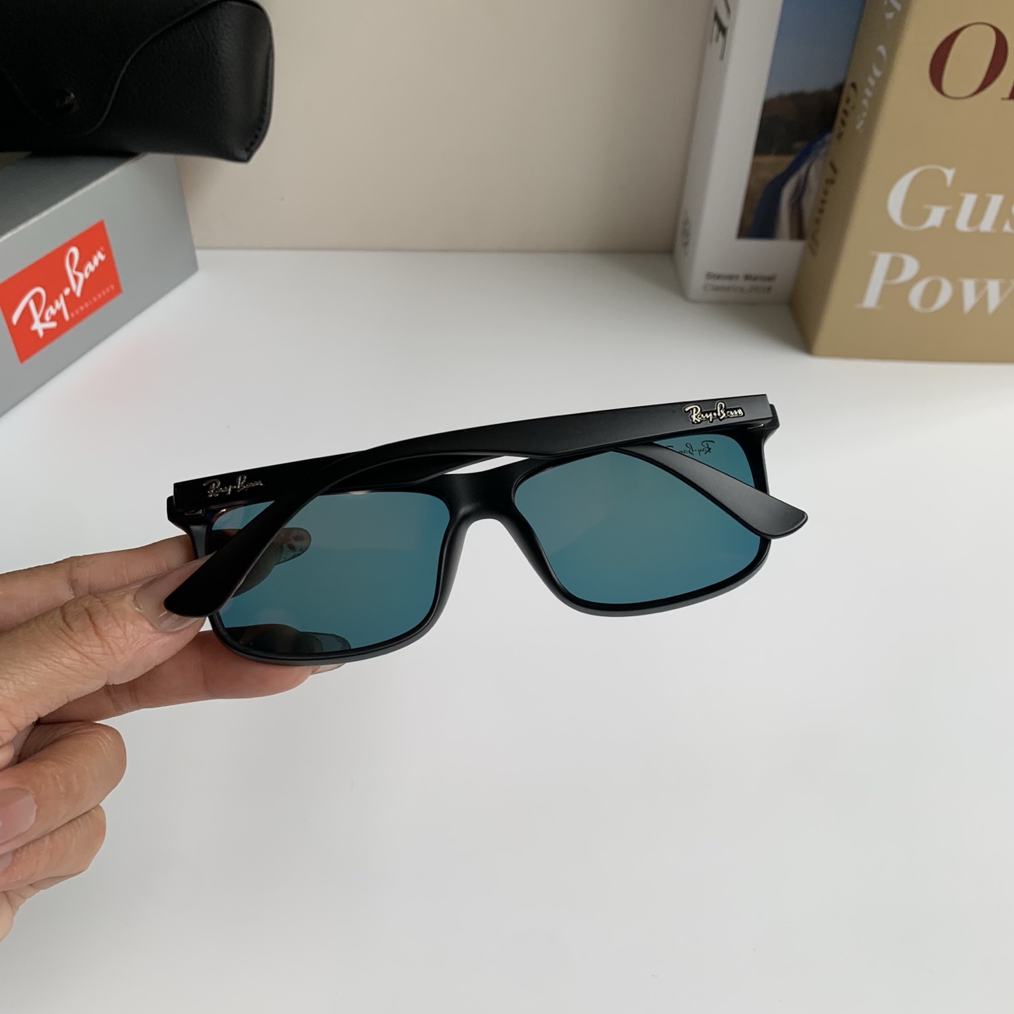 Sunglasses - view 7