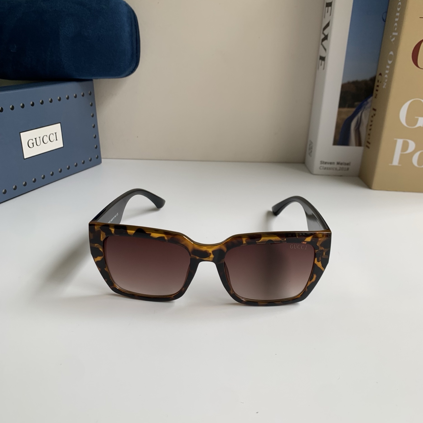 Gucci Sunglasses - view 3