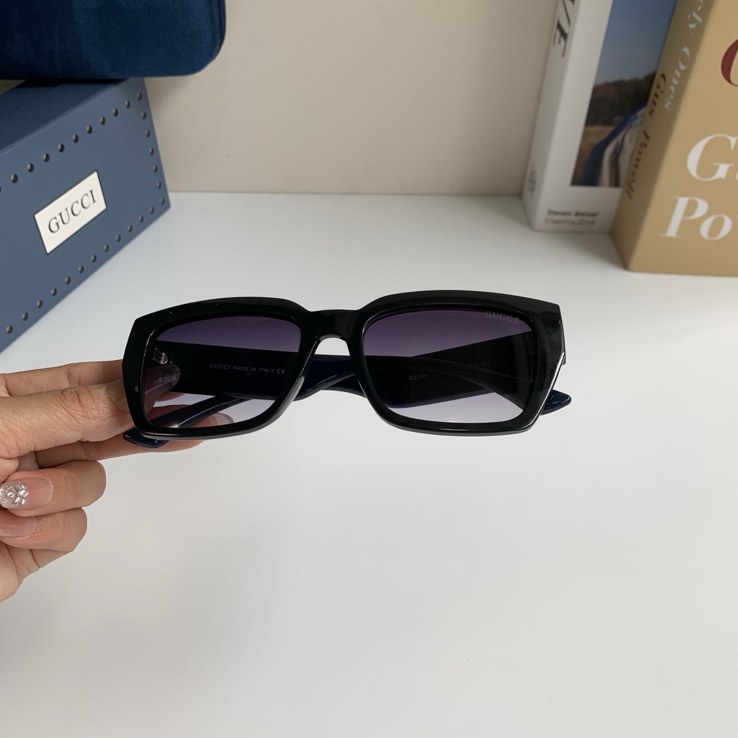 Gucci Sunglasses - view 3