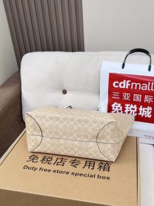 Coach Tote Bag - view 3
