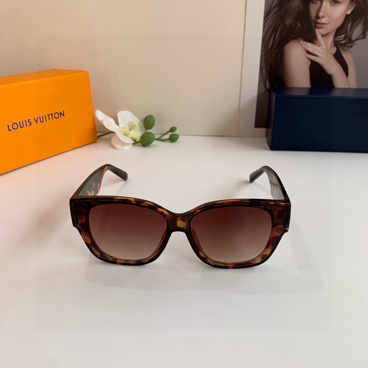 Louis Vuitton Sunglasses - view 5
