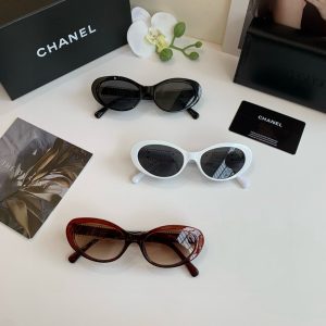 Sunglasses - view 9