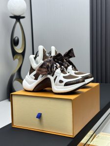 Sneakers - view 2