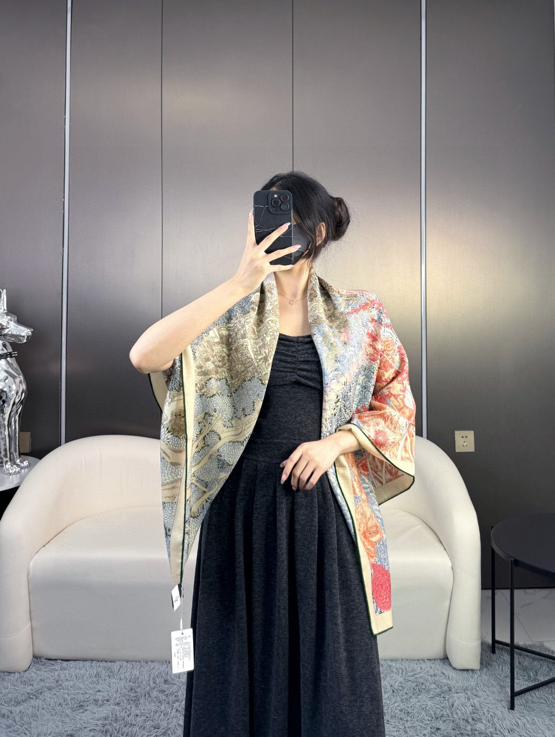 Hermès Scarf - view 2