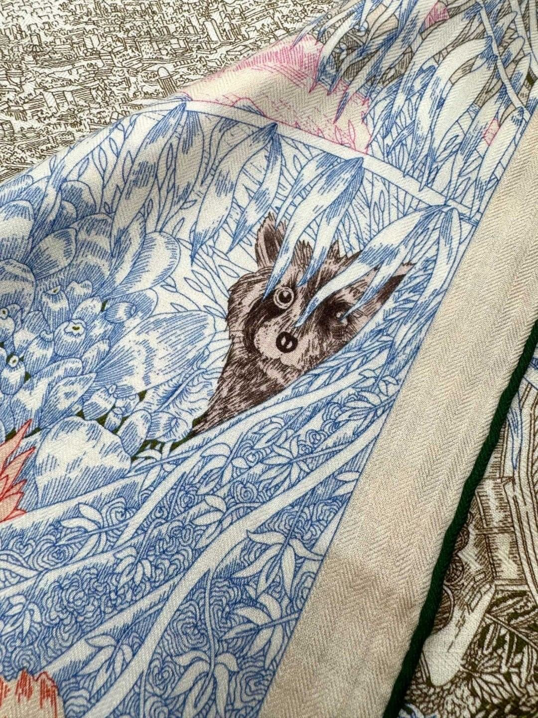 Hermès Scarf - view 7